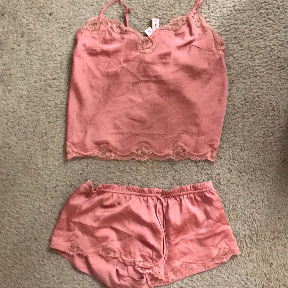 NWT Victoria’s Secret Sleep Set